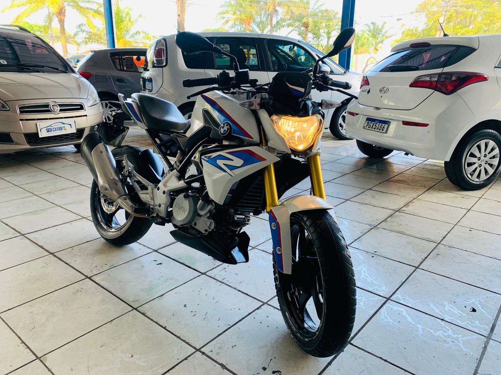 BMW G 310 R