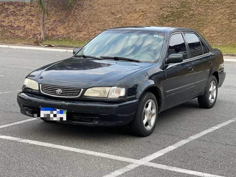 Toyota Corolla Sedan XEi 1.8 16V (aut)