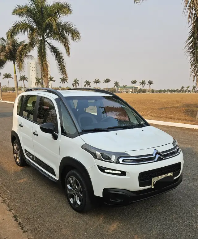 Carro Citroën Aircross 2016 1.6 16V Live (Flex) (Aut)