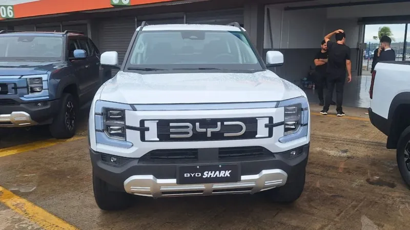 Nova BYD Shark 2025: o que a picape oferece a mais que as rivais para cobrar R$ 379.800