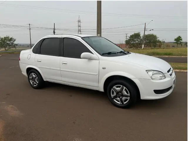 Carro Chevrolet Classic 2013 LS VHC E 1.0 (Flex)
