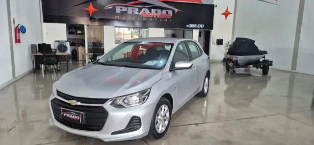 Carro Chevrolet Onix 2023 LT 1.0