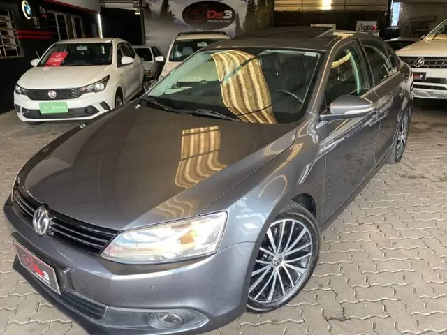 Carro Volkswagen Jetta 2014 2.0 Comfortline (Flex)