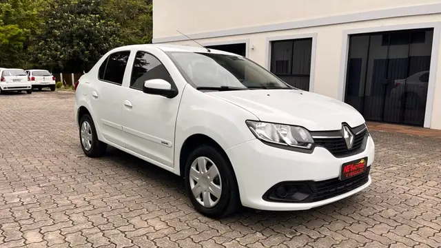Carro Renault Logan 2015 Expression 1.0 16V (flex)