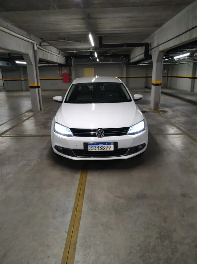 Carro Volkswagen Jetta 2016 1.4 TSI Trendline