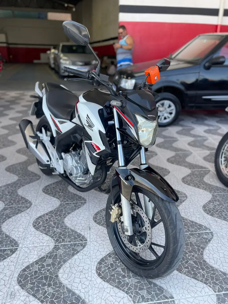 Honda CB 250F Twister Standard