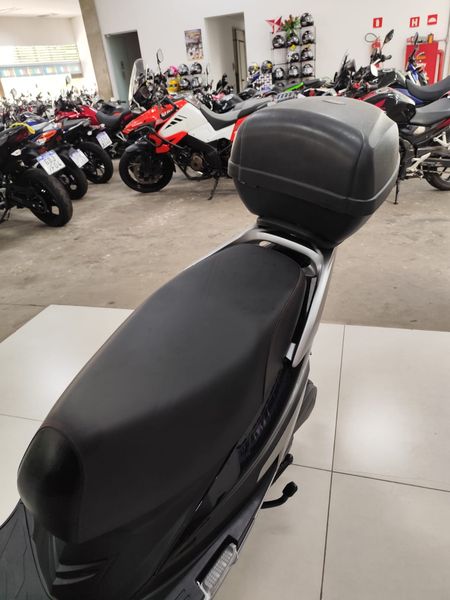 Lindy 125 CBS