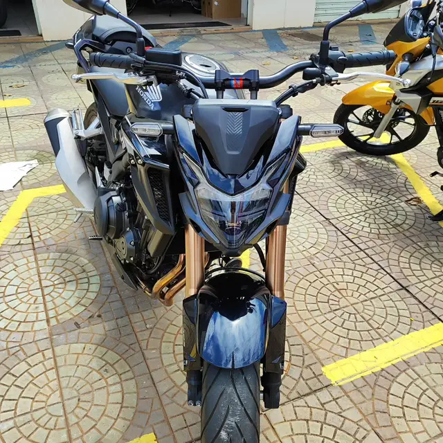 Moto Honda CB 500F 2023 (ABS)