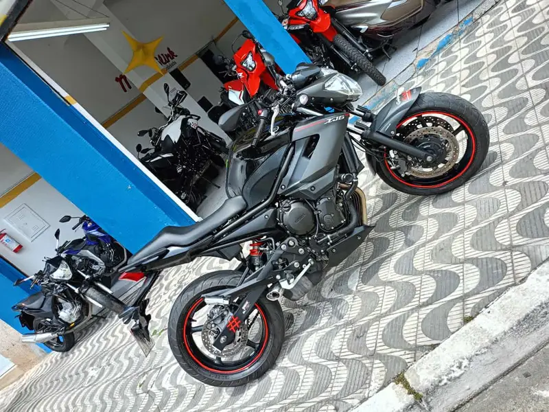 Yamaha XJ6 N XJ6 N 600 (ABS)