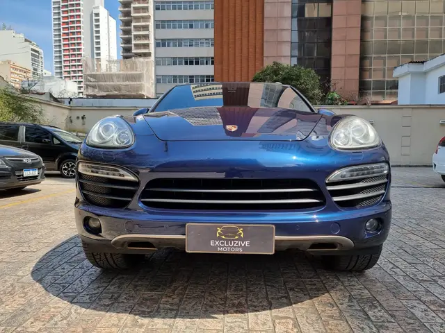 Carro Porsche Cayenne 2012 4.8 Turbo 4WD