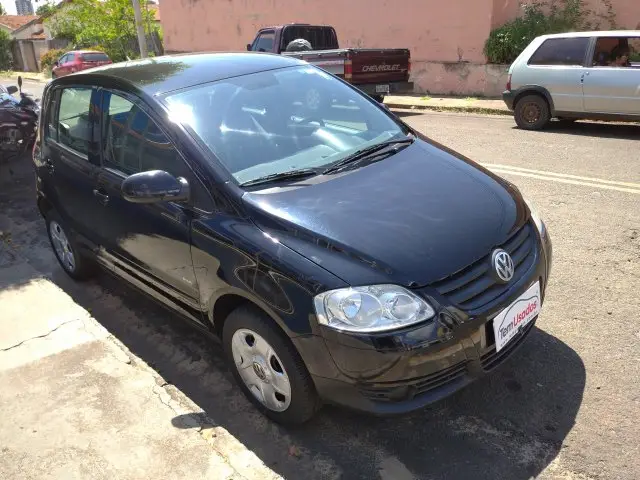 Carro Volkswagen Fox 2009 Route 1.0 8V (Flex) 2p