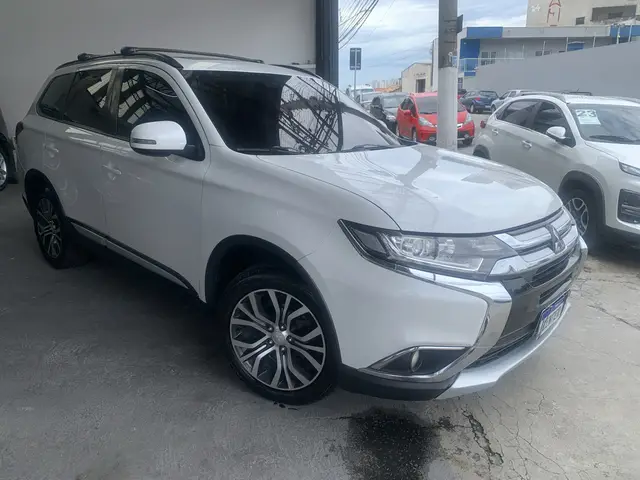 Carro Mitsubishi Outlander 2016 2.0 16V CVT