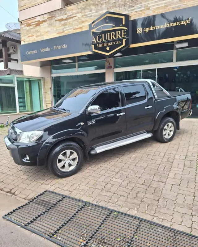Carro Toyota Hilux Cabine Dupla 2009 Hilux 2.7 SR CD 4x2 (Flex)