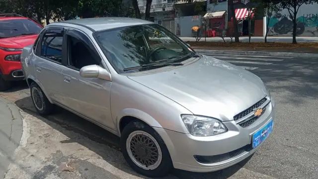 Carro Chevrolet Classic 2015 LS 1.0 VHCE (Flex)
