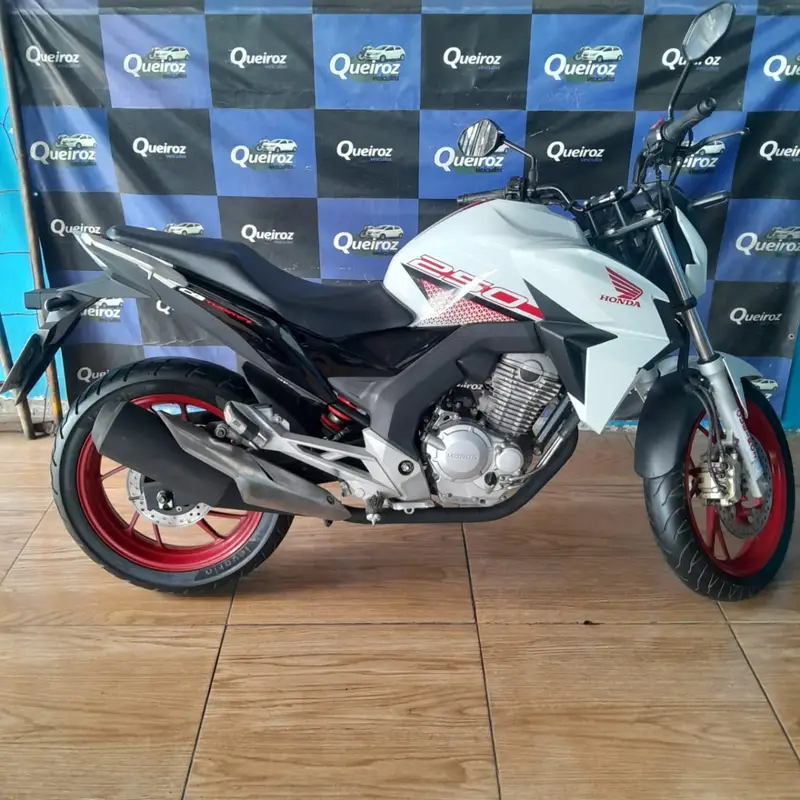 Honda CB 250F Twister ABS