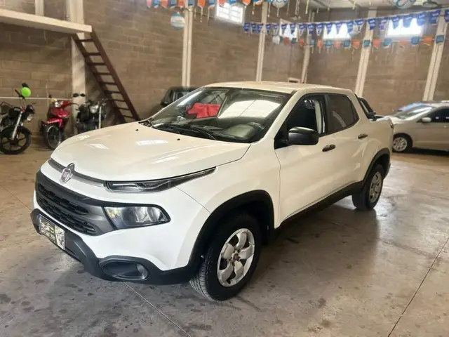 Carro Fiat Toro 2020 Endurance 1.8 MT5 FLEX 4P