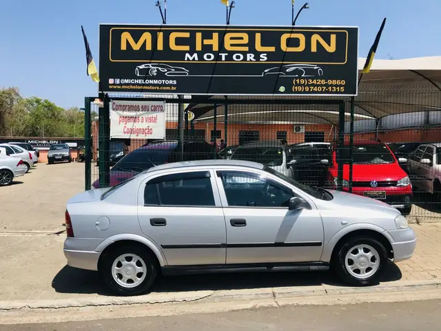 Carro Chevrolet Astra Sedan 2001 GL 1.8 MPFi