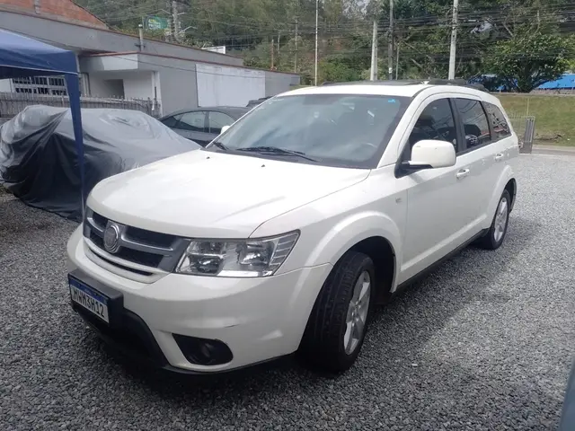 Carro Fiat Freemont 2012 2.4 16V Precision (Aut)