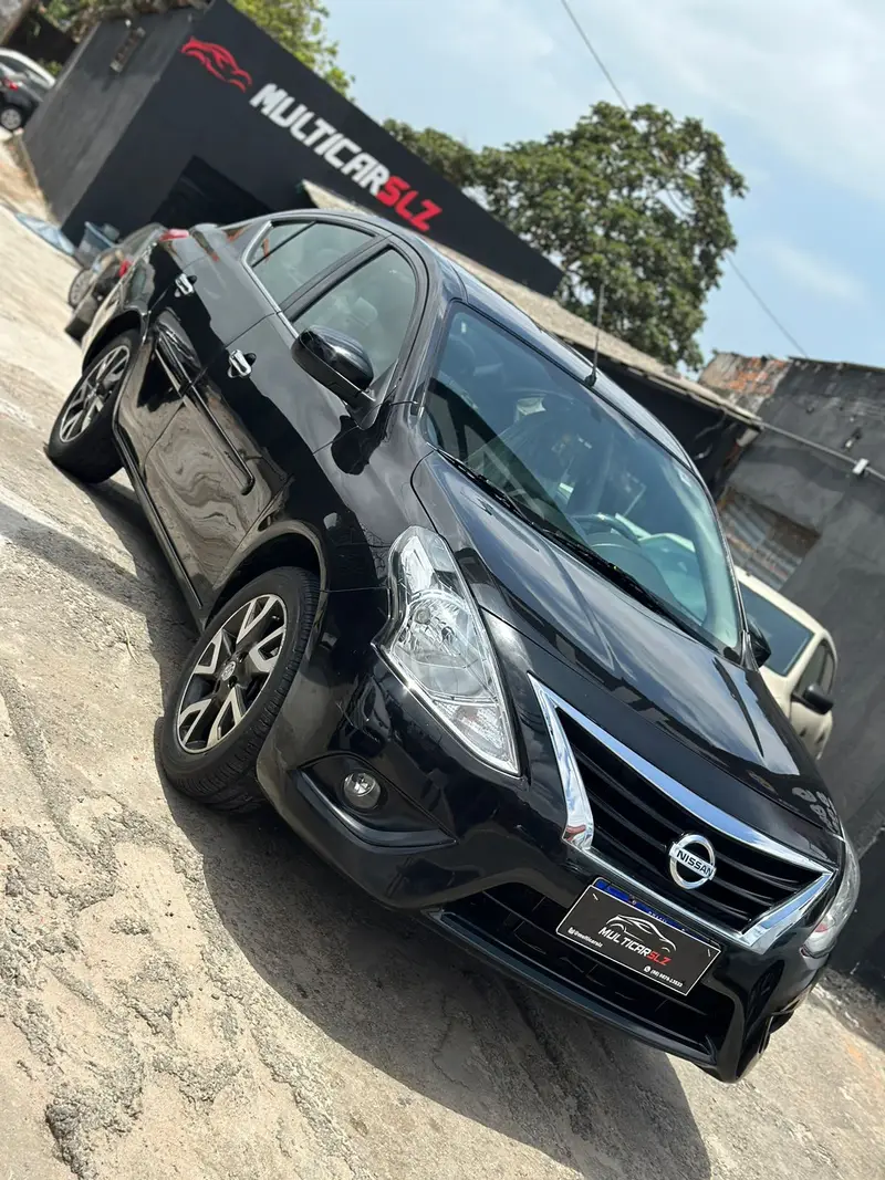 Nissan Versa 1.6 16V SV FlexStart CVT (Flex)