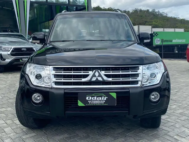 Carro Mitsubishi Pajero Full 2010 3.2 DI-D 3D HPE 4WD