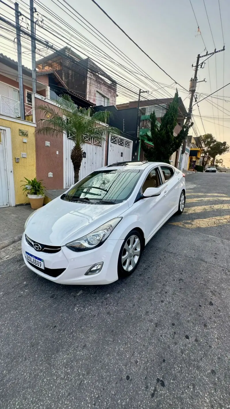 Hyundai Elantra Sedan 1.8 GLS (aut)