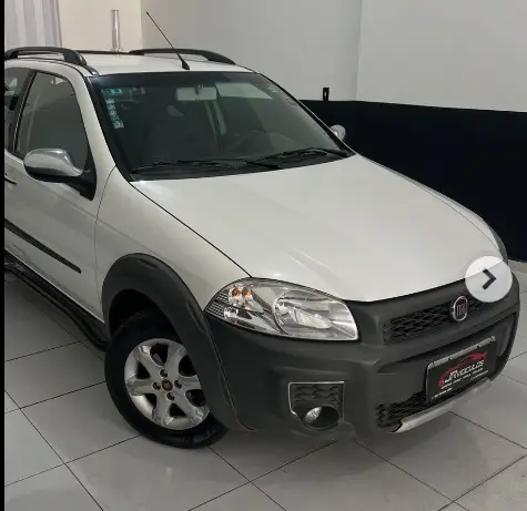 Carro Fiat Strada 2015 Working 1.4 (Flex) (Cabine Dupla)