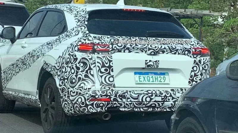 Flagra: novo Honda HR-V roda pelo Brasil com visual renovado e pode ter surpresa