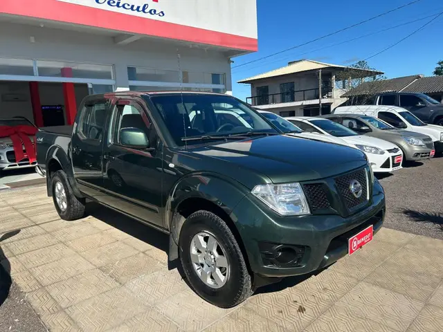 Carro Nissan Frontier 2014 2.5 TD CD 4x4 S