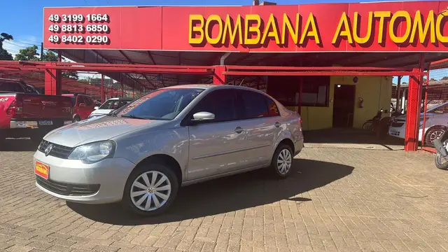 Carro Volkswagen Polo Sedan 2012 1.6 8V (Flex)