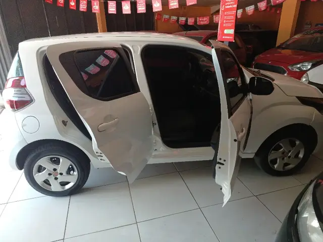 Carro Fiat Mobi 2018 Like 1.0