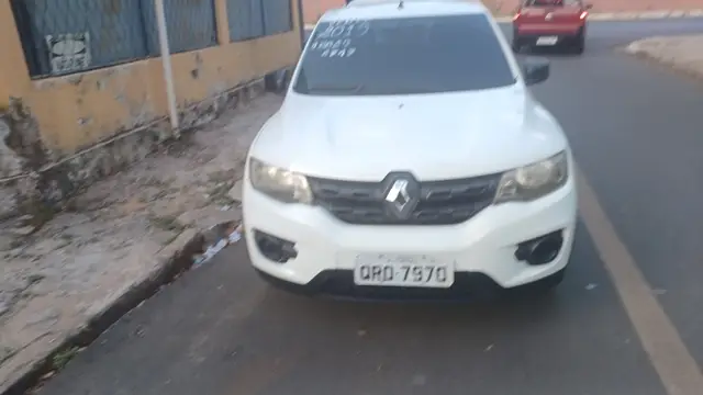 Carro Renault Kwid 2019 Zen 1.0 12v SCe (Flex)