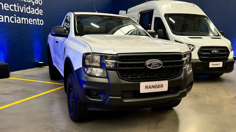 Ford Ranger Cabine Simples ‘pé-de-boi’ vem ao Brasil de olho na Hilux