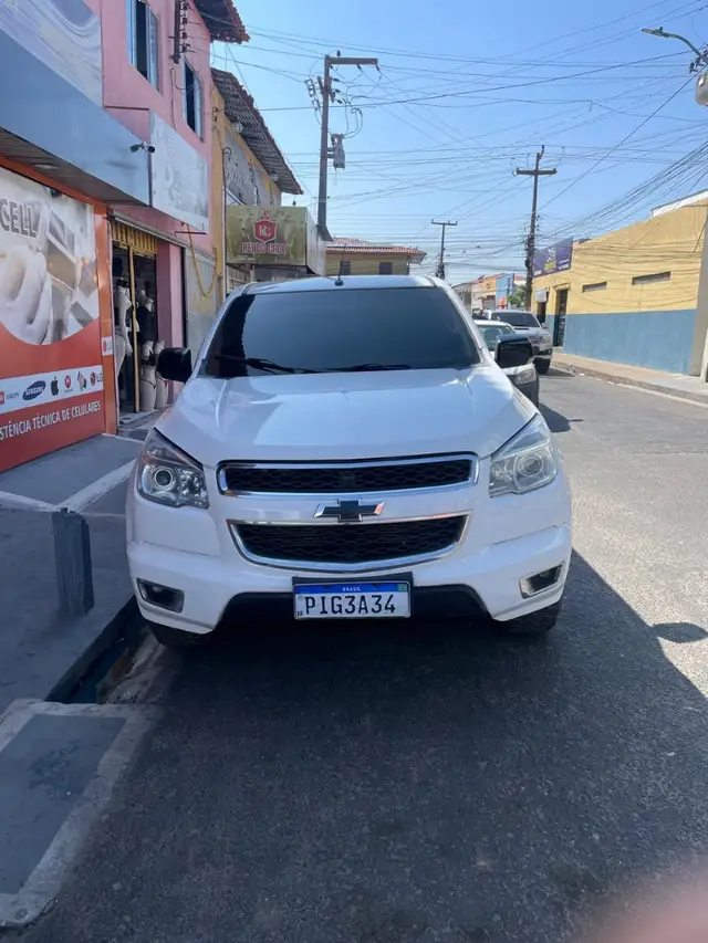 Carro Chevrolet S10 Cabine Dupla 2015 S10 2.8 CTDI LT 4WD (Cabine Dupla)