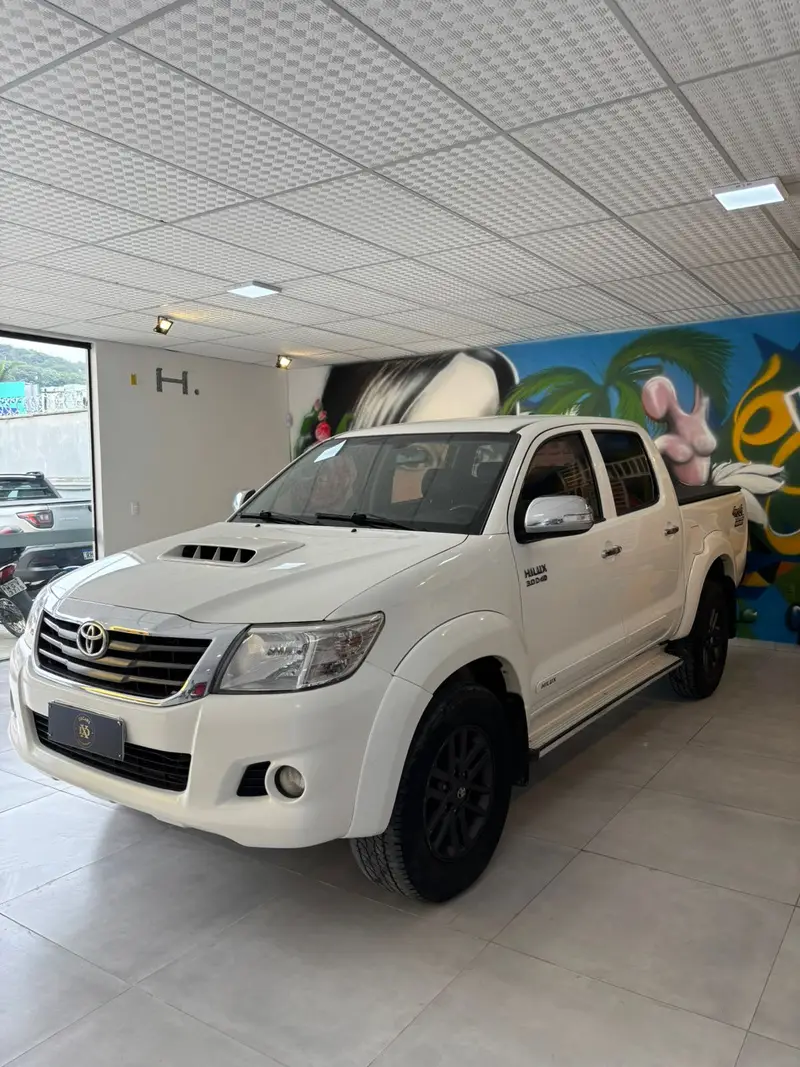 Toyota Hilux Cabine Dupla Hilux 3.0 TDI 4x4 CD SRV (Aut)