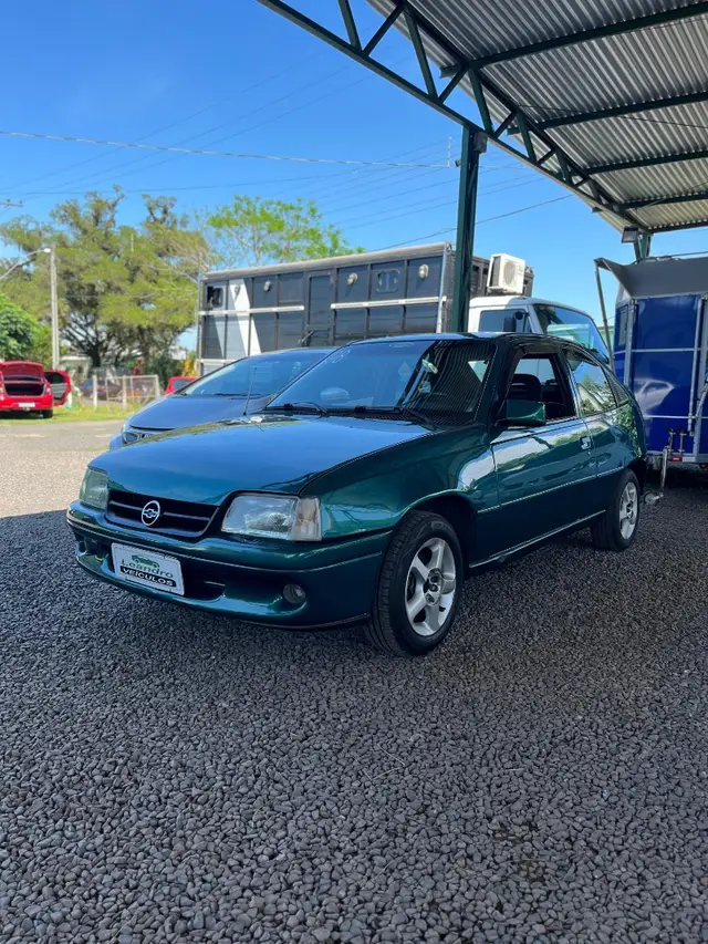 Carro Chevrolet Kadett 1998 Hatch GLS 2.0 MPFi