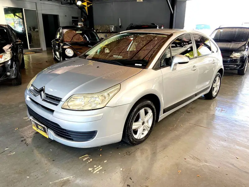 Citroën C4 GLX 1.6 (flex)