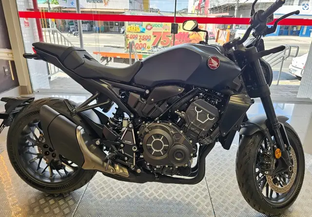 Carro Honda CB 1000R 2024 Black Edition