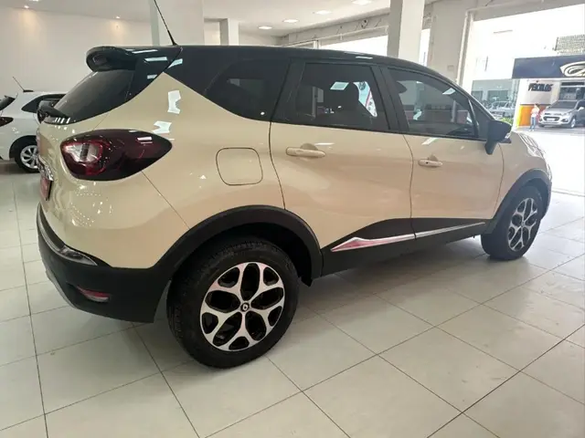 Carro Renault Captur 2018 Intense 2.0 16v (Aut) (Flex)