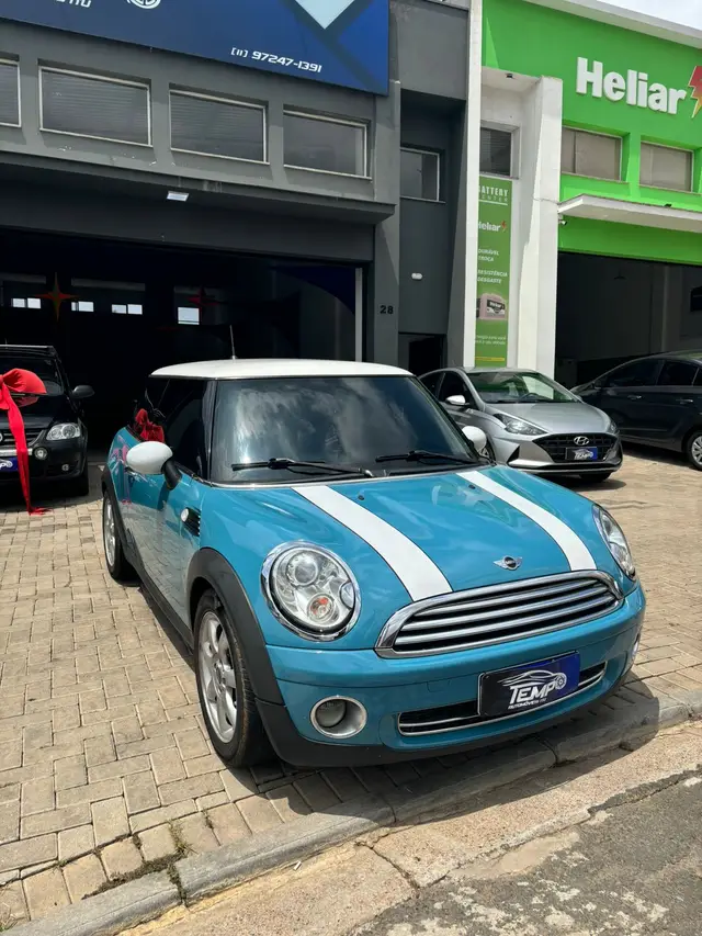 Carro MINI Cooper 2010 Chilli 1.6 16V (aut.)