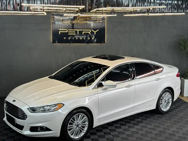 Carro Ford Fusion 2016 2.0 EcoBoost Titanium AWD (Aut)