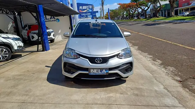 Carro Toyota Etios 2018 X 1.3 (Flex)
