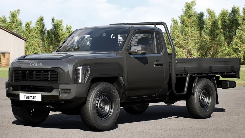 Kia Tasman 2025 “pé-de-boi” revela parentesco com o Bongo