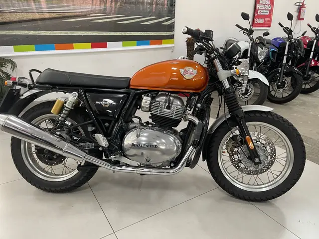 Carro Royal Enfield Interceptor 2023 648 cc