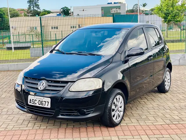 Carro Volkswagen Fox 2009 City 1.0 8V (Flex)