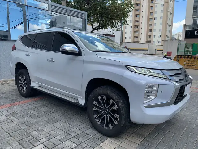 Carro Mitsubishi Pajero Sport 2021 2.4 DI-D HPE (Aut) 4x4