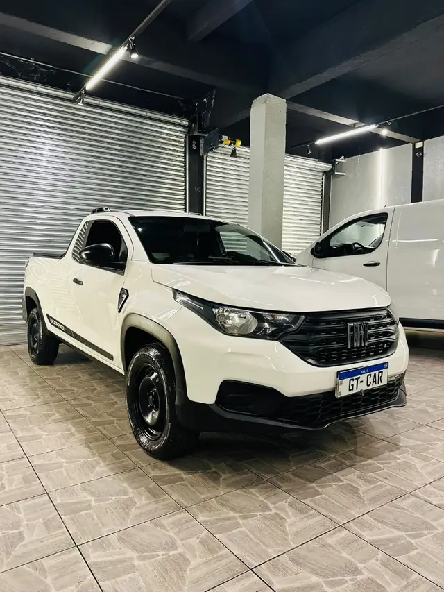 Carro Fiat Strada 2021 Endurance 1.4 CS (Flex)