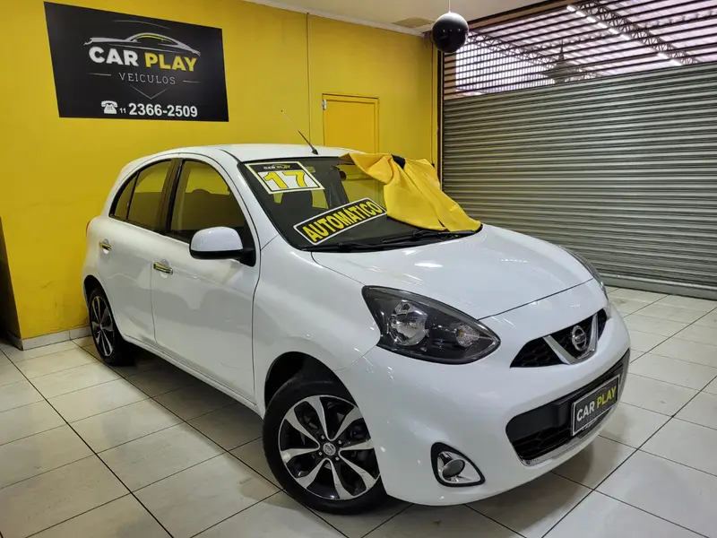 Nissan March 1.6 16V SL CVT (Flex)