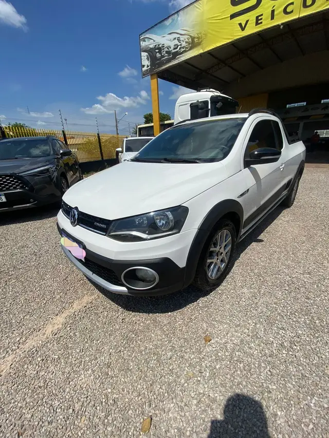 Carro Volkswagen Saveiro 2014 Cross 1.6 (Flex) (cab. estendida)