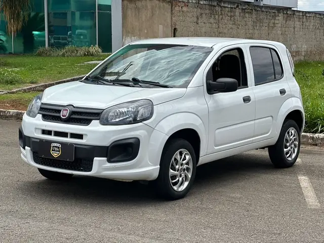 Carro Fiat Uno 2020 Attractive 1.0 8V (Flex) 4p