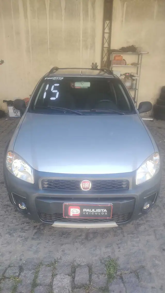 Carro Fiat Strada 2015 Working 1.4 (Flex) (Cabine Dupla)